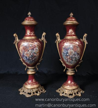 Pair German Meissen Porcelain Romantic Vases Urns 