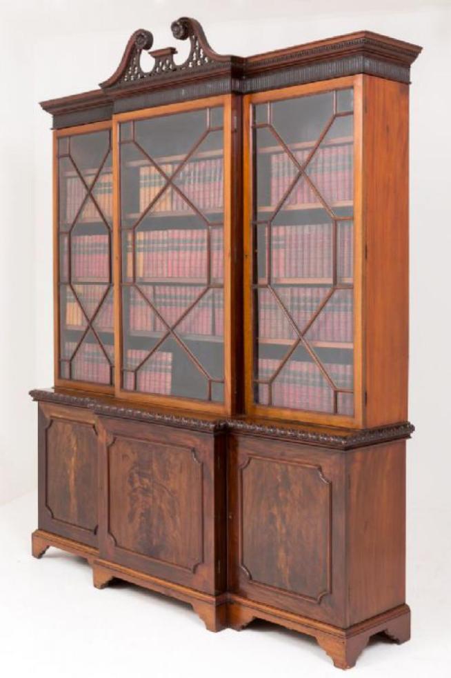 Victorian Breakfront Bookcase in Mahogany Circa 1880